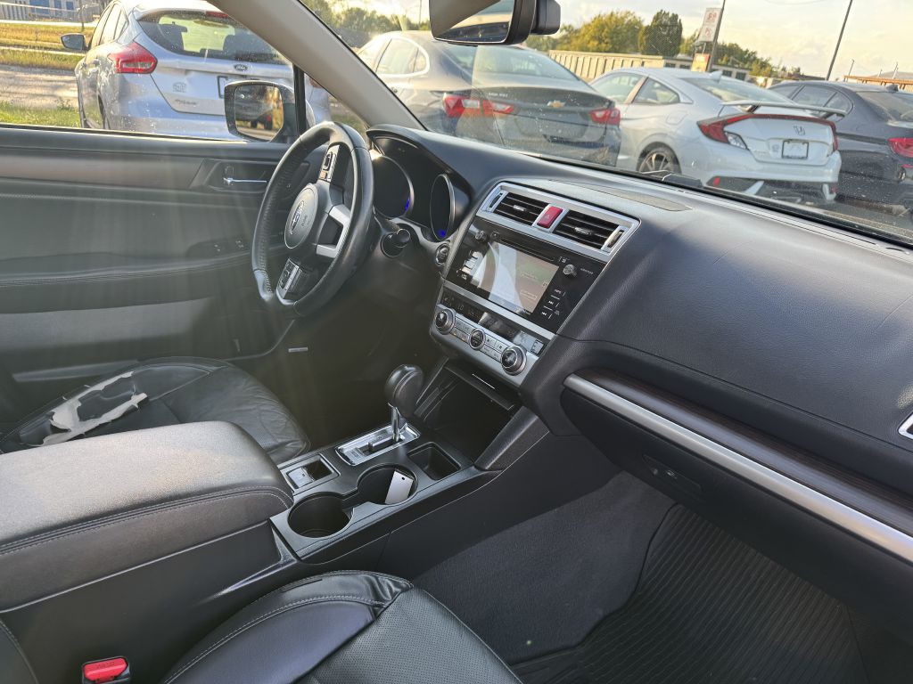 2017 Subaru Legacy Image 13