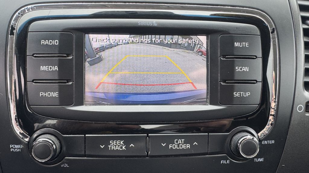 2017 Kia Forte Image 18