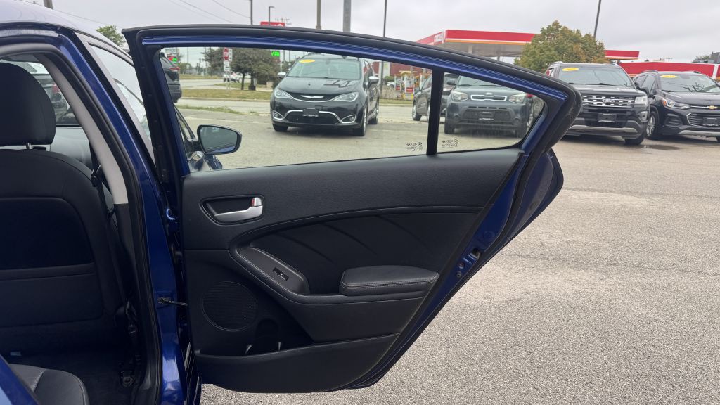 2017 Kia Forte Image 24
