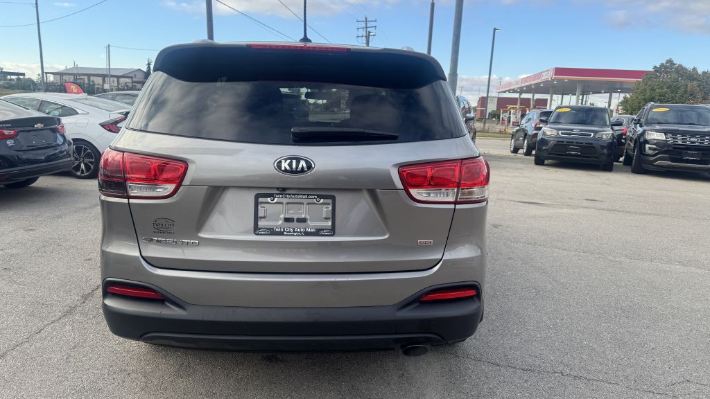 2017 Kia Sorento Image 6