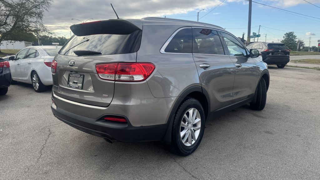 2017 Kia Sorento Image 7