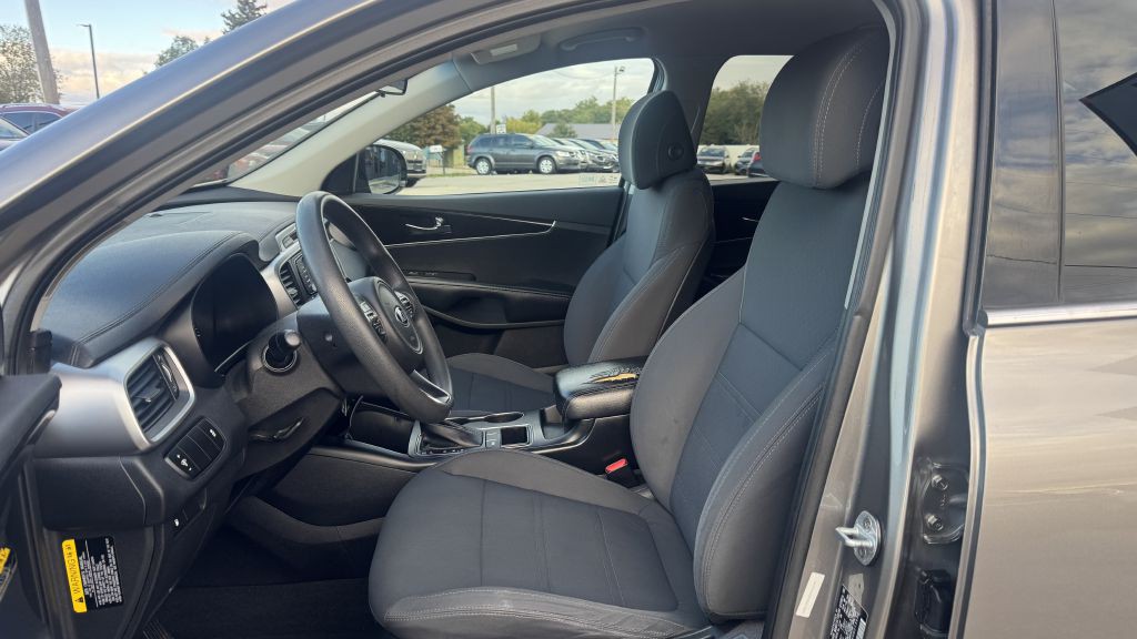 2017 Kia Sorento Image 14