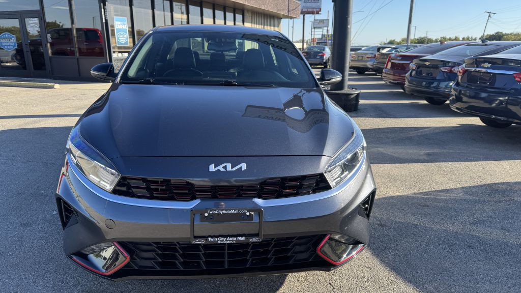 2022 Kia Forte Image 2