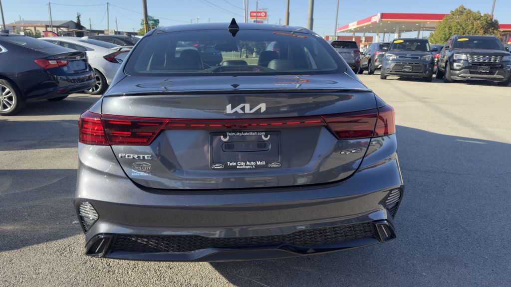 2022 Kia Forte Image 6