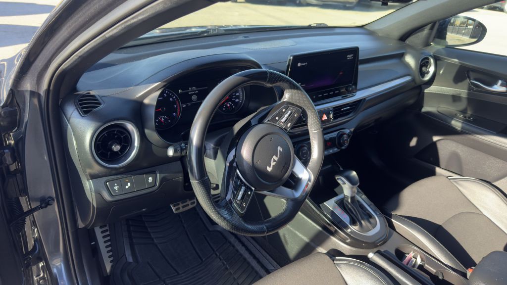 2022 Kia Forte Image 13