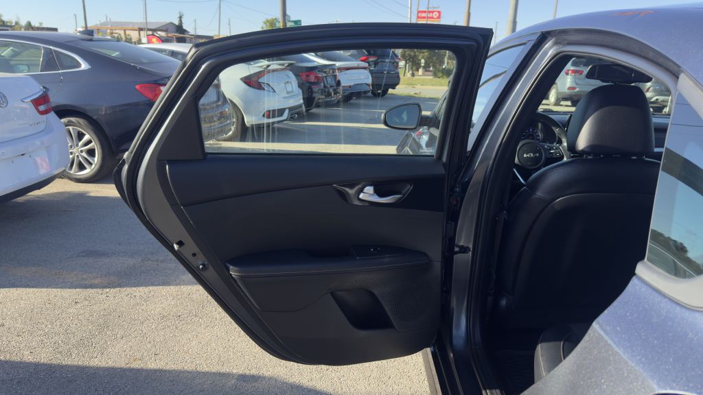 2022 Kia Forte Image 18