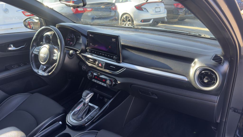 2022 Kia Forte Image 24