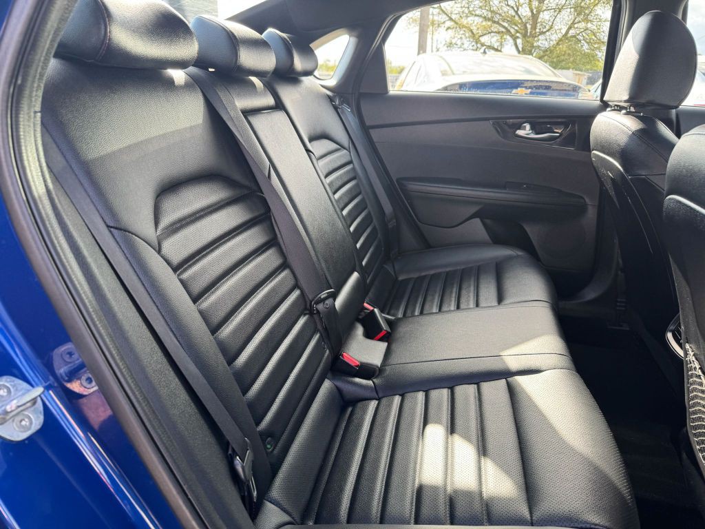 2020 Kia Forte Image 16