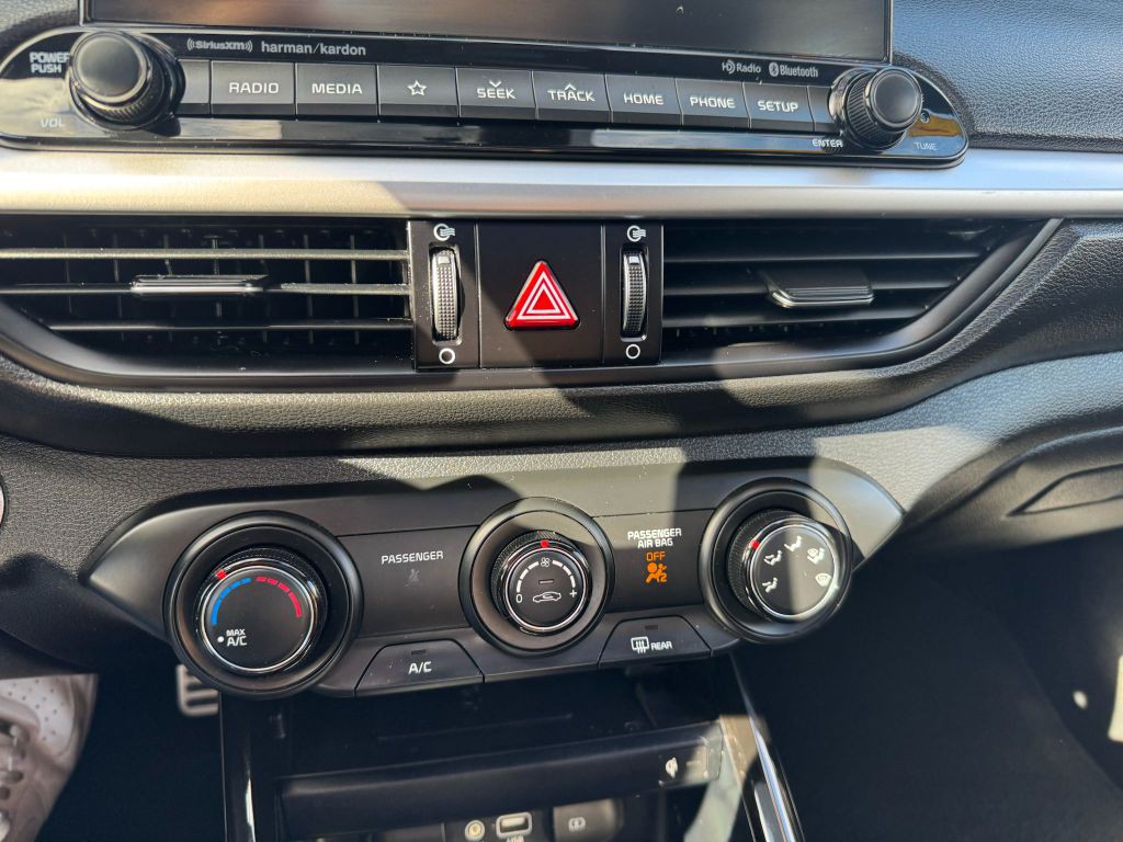 2020 Kia Forte Image 23