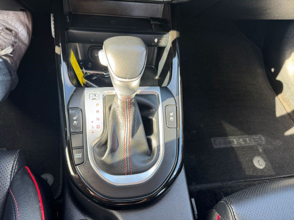 2020 Kia Forte Image 24