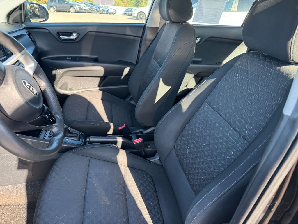 2019 Kia Rio Image 14