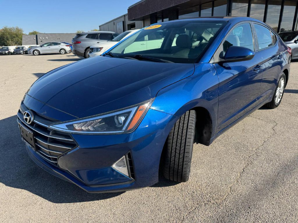2020 Hyundai Elantra Image 3