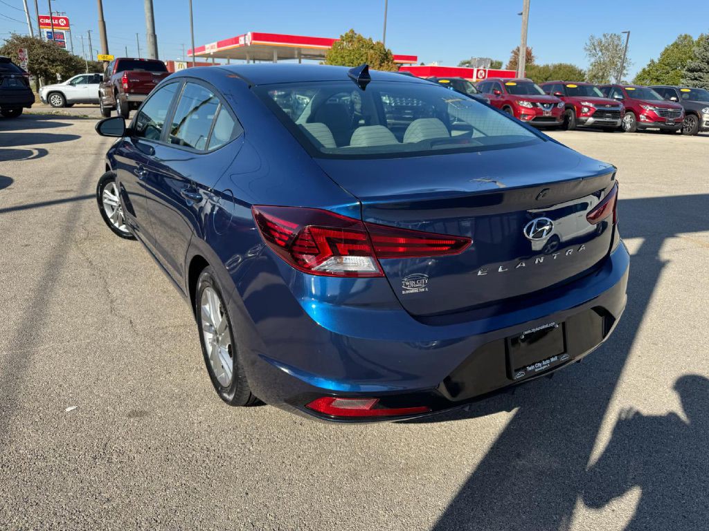 2020 Hyundai Elantra Image 5