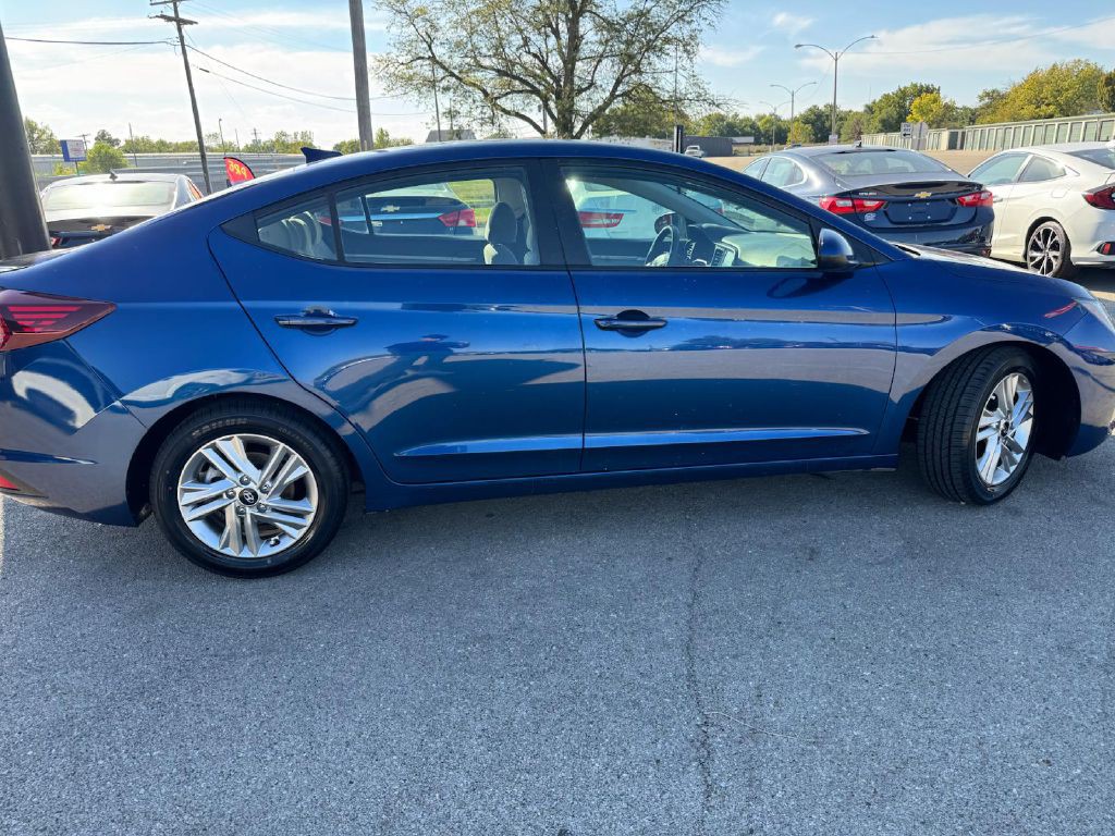 2020 Hyundai Elantra Image 8