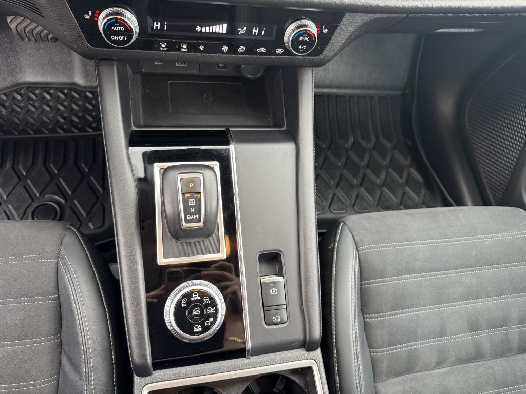 2022 Mitsubishi Outlander Image 29