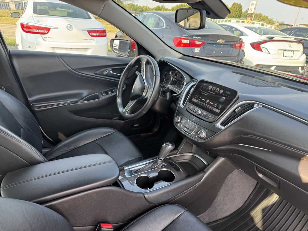 2016 Chevrolet Malibu Image 13