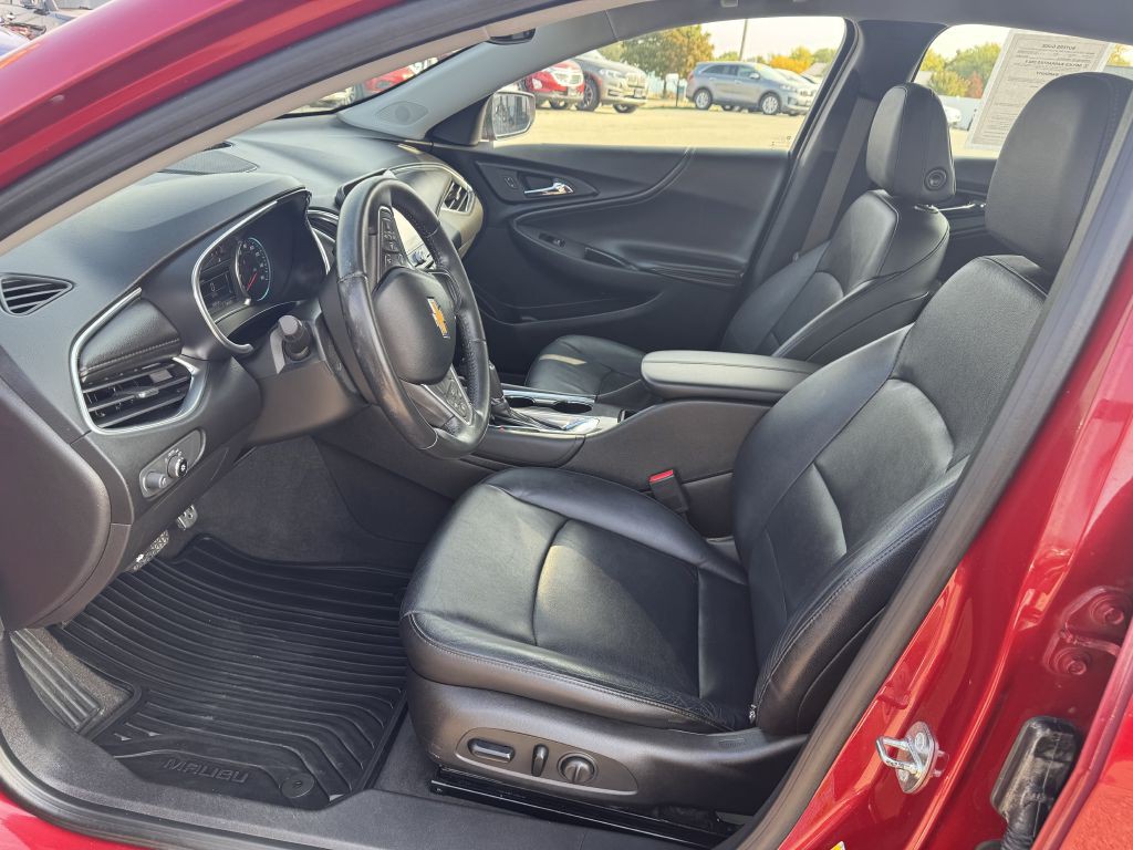 2016 Chevrolet Malibu Image 22