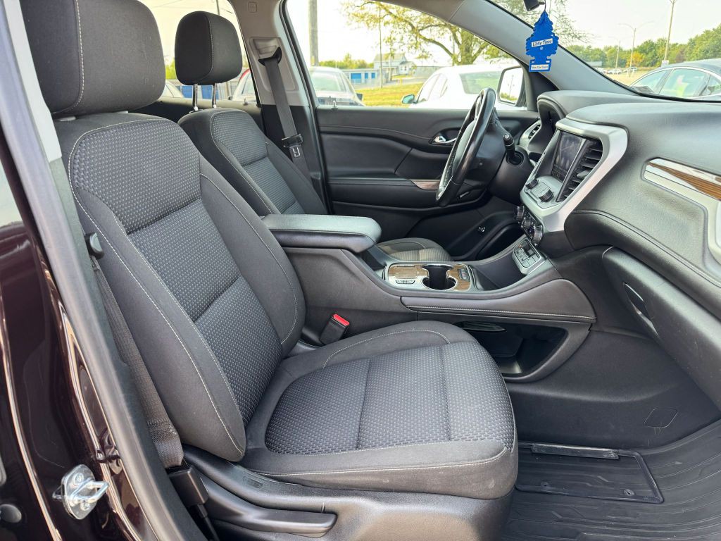 2020 GMC Acadia Image 17
