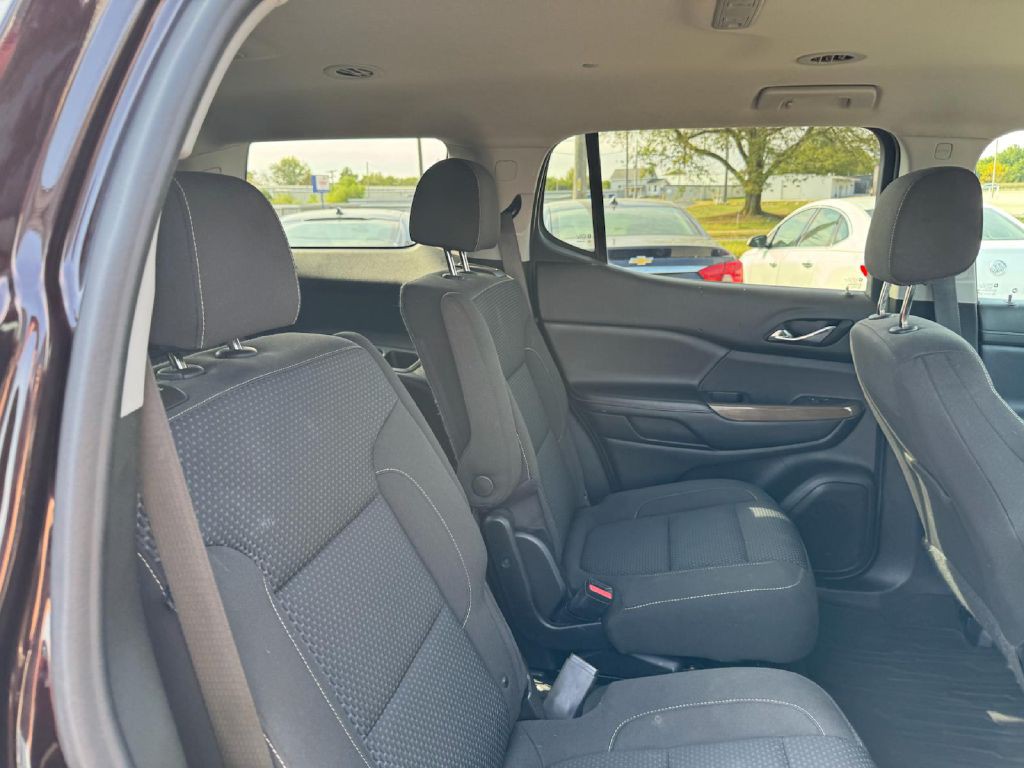 2020 GMC Acadia Image 19