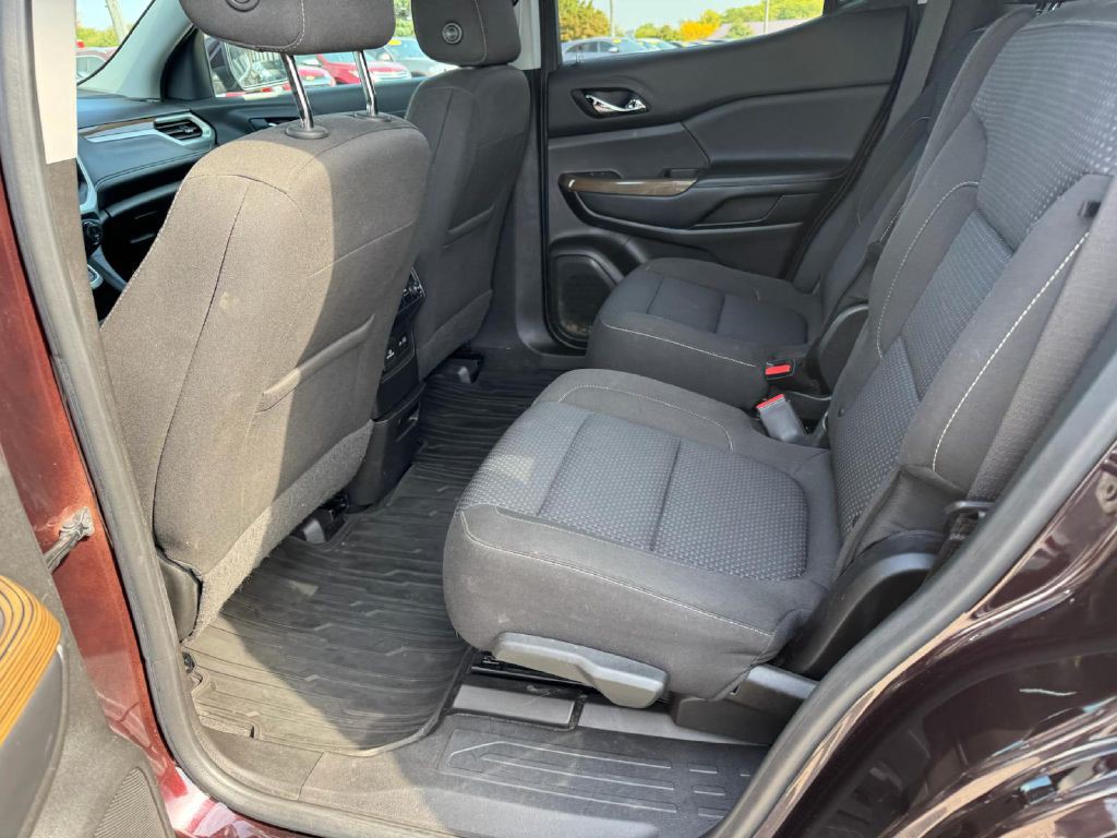 2020 GMC Acadia Image 25