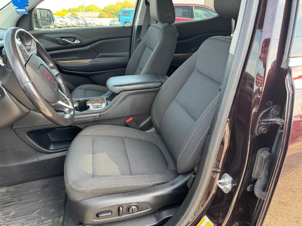 2020 GMC Acadia Image 29