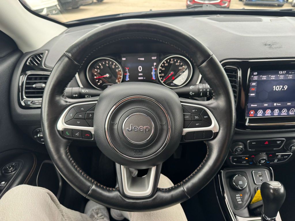2018 Jeep Compass Image 23