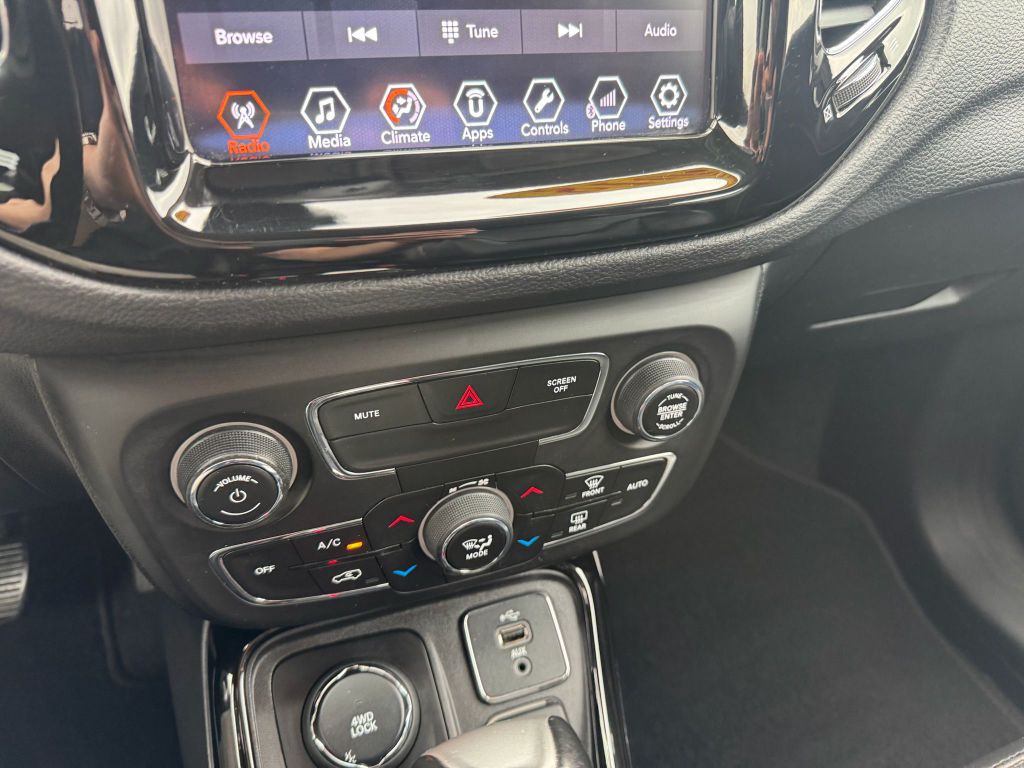 2018 Jeep Compass Image 27