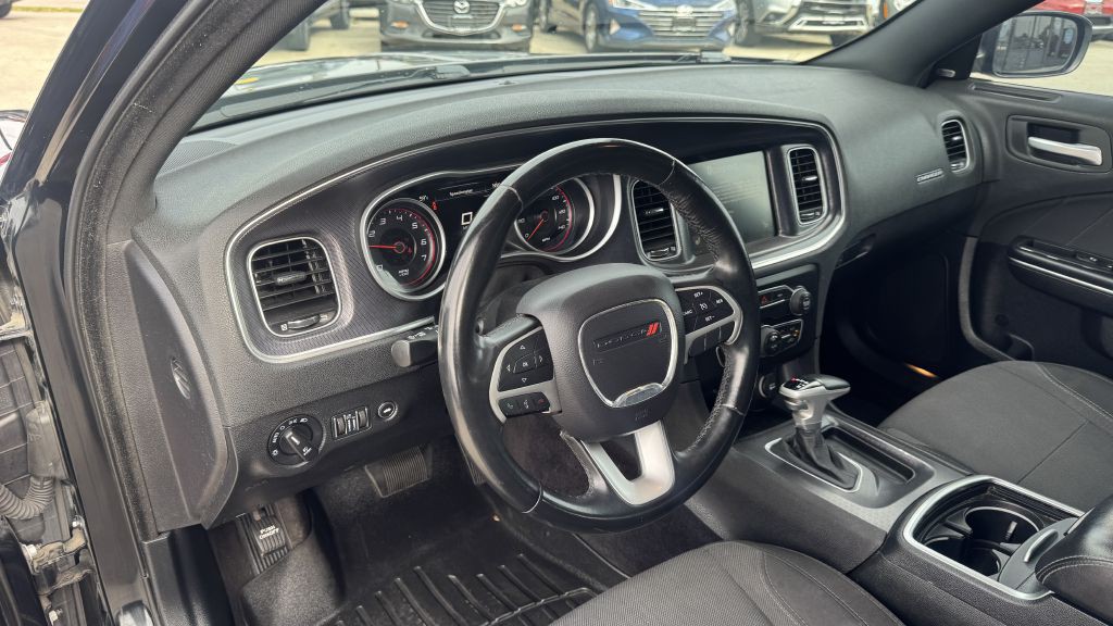 2016 Dodge Charger Image 14