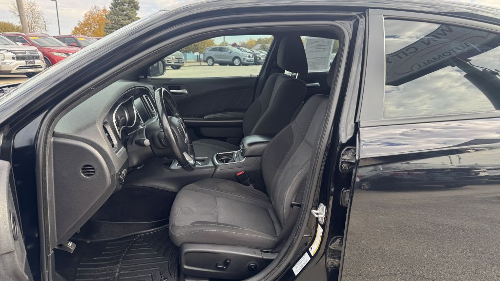 2016 Dodge Charger Image 15