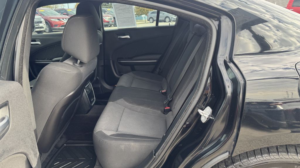 2016 Dodge Charger Image 21