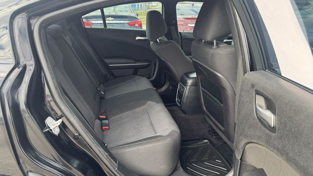 2016 Dodge Charger Image 24