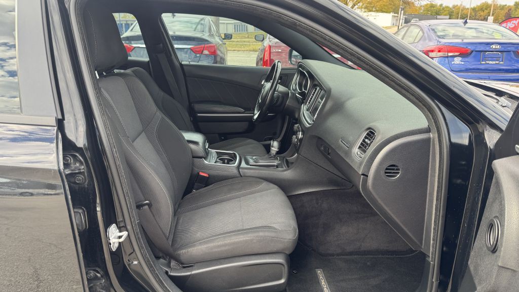 2016 Dodge Charger Image 27