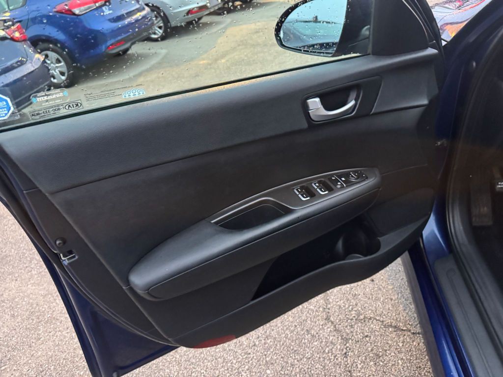 2018 Kia Optima Image 11