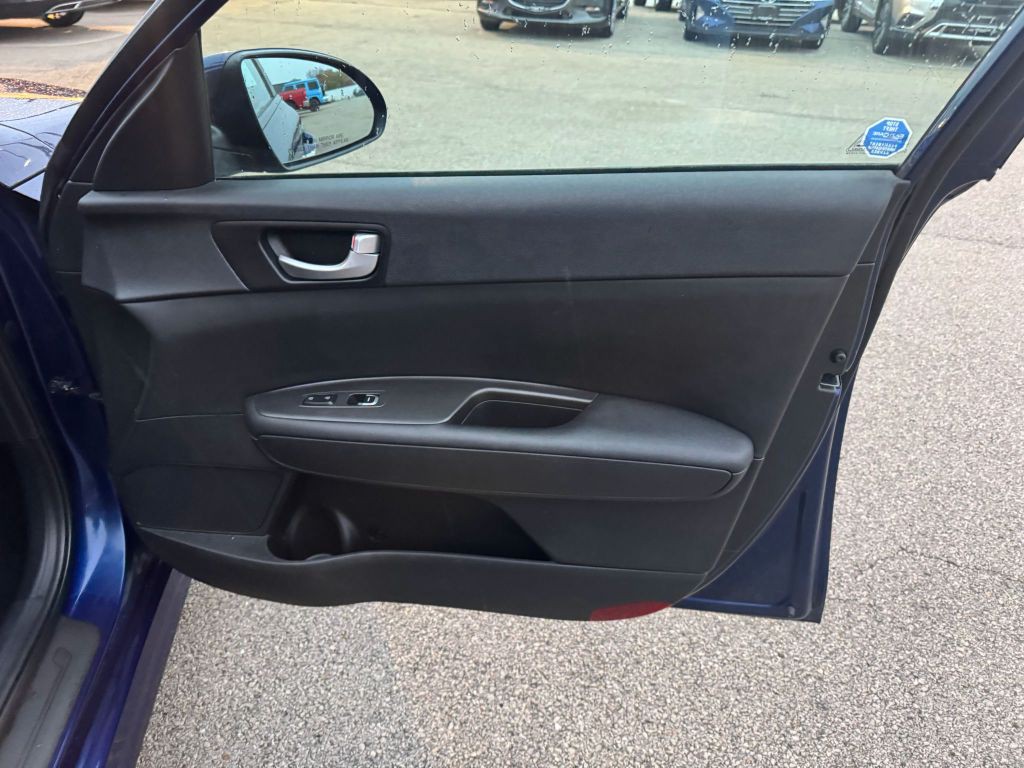 2018 Kia Optima Image 12