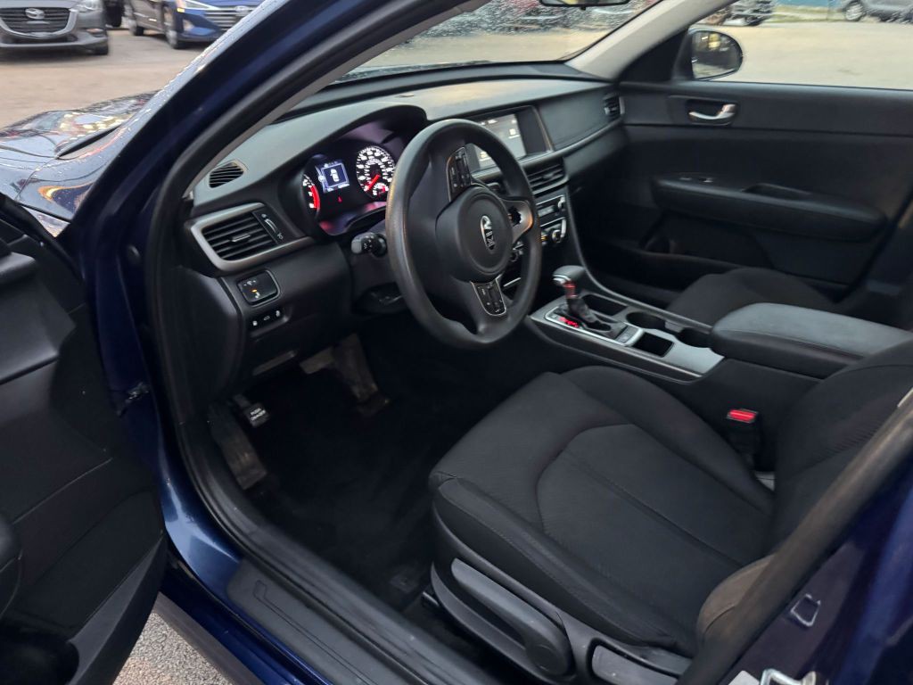 2018 Kia Optima Image 25
