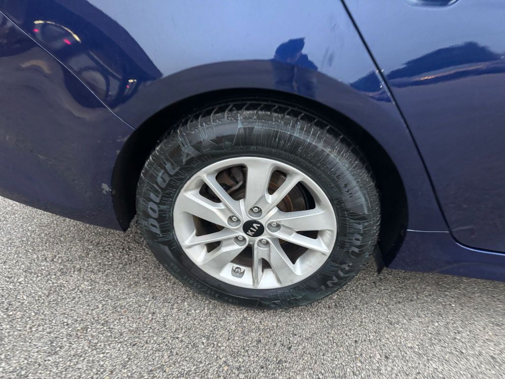 2018 Kia Optima Image 26