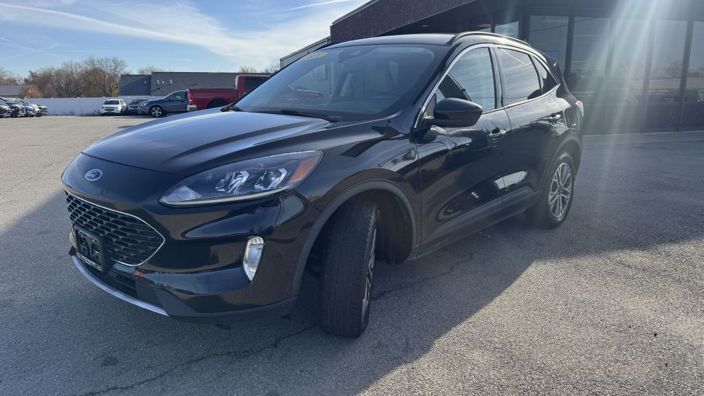 2021 Ford Escape Image 3