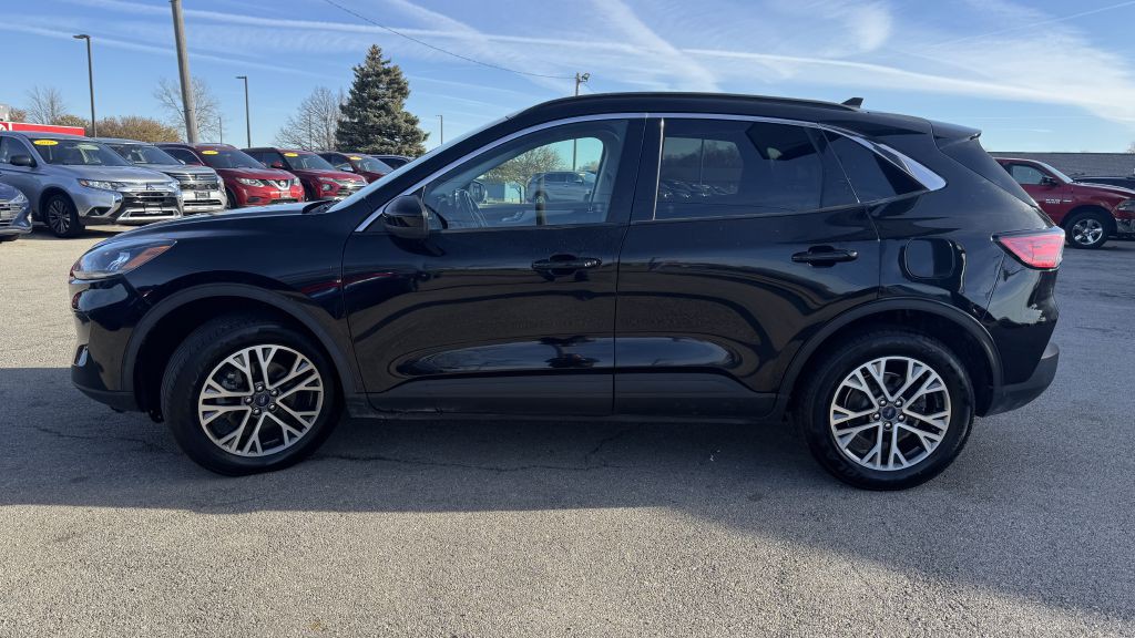 2021 Ford Escape Image 4