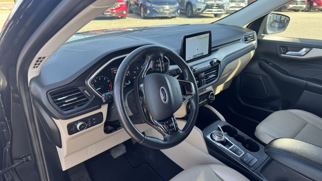 2021 Ford Escape Image 12