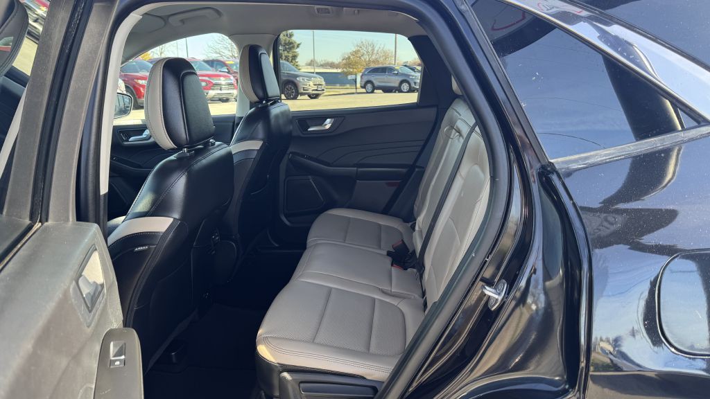 2021 Ford Escape Image 13