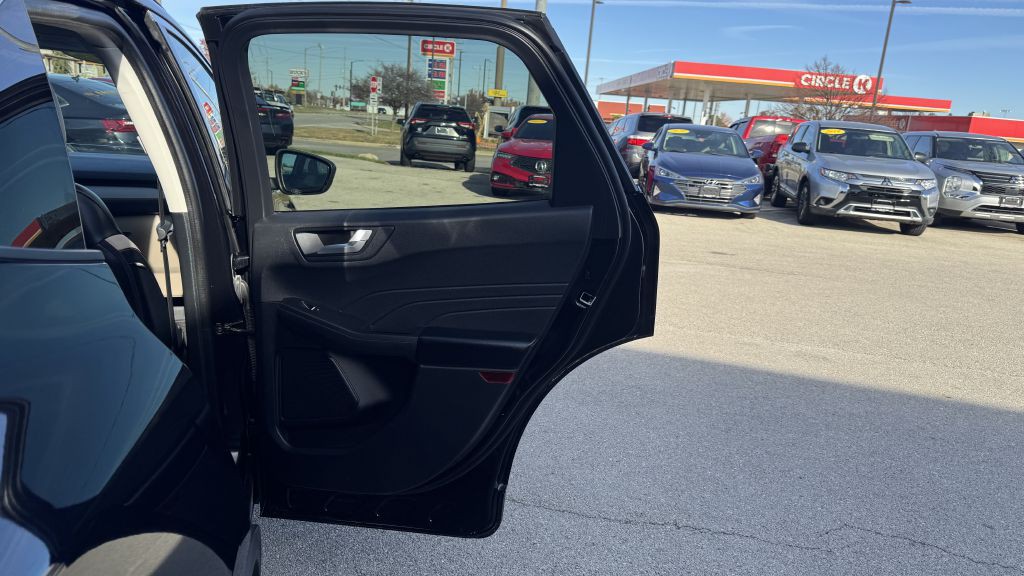 2021 Ford Escape Image 25