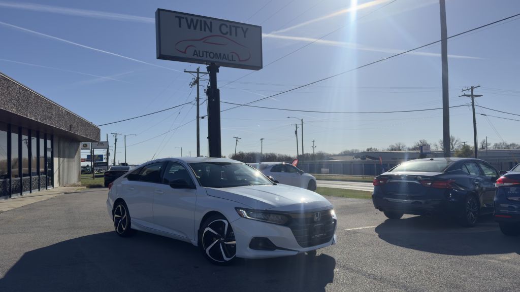 2022 Honda Accord Image 1