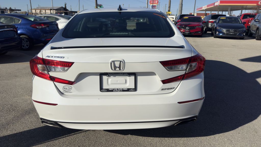 2022 Honda Accord Image 6