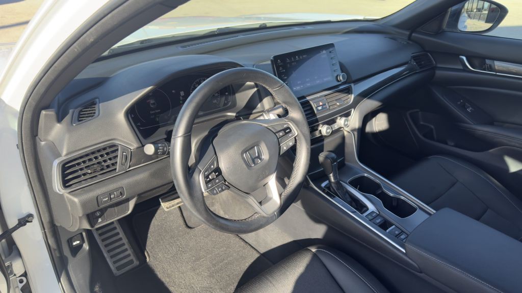 2022 Honda Accord Image 12