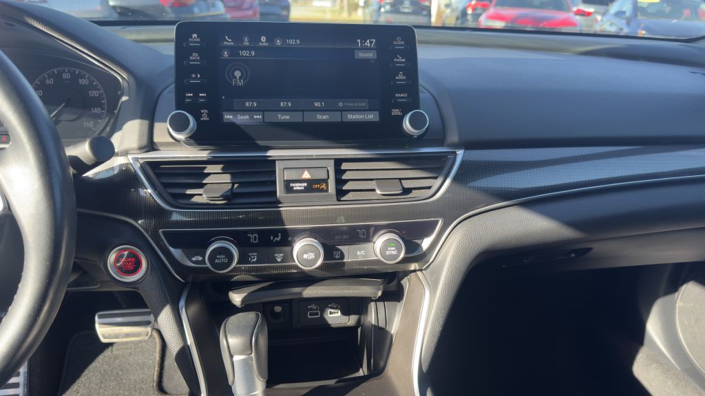 2022 Honda Accord Image 16