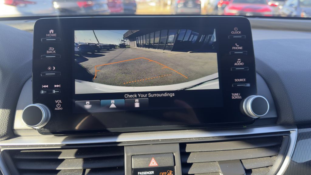 2022 Honda Accord Image 17