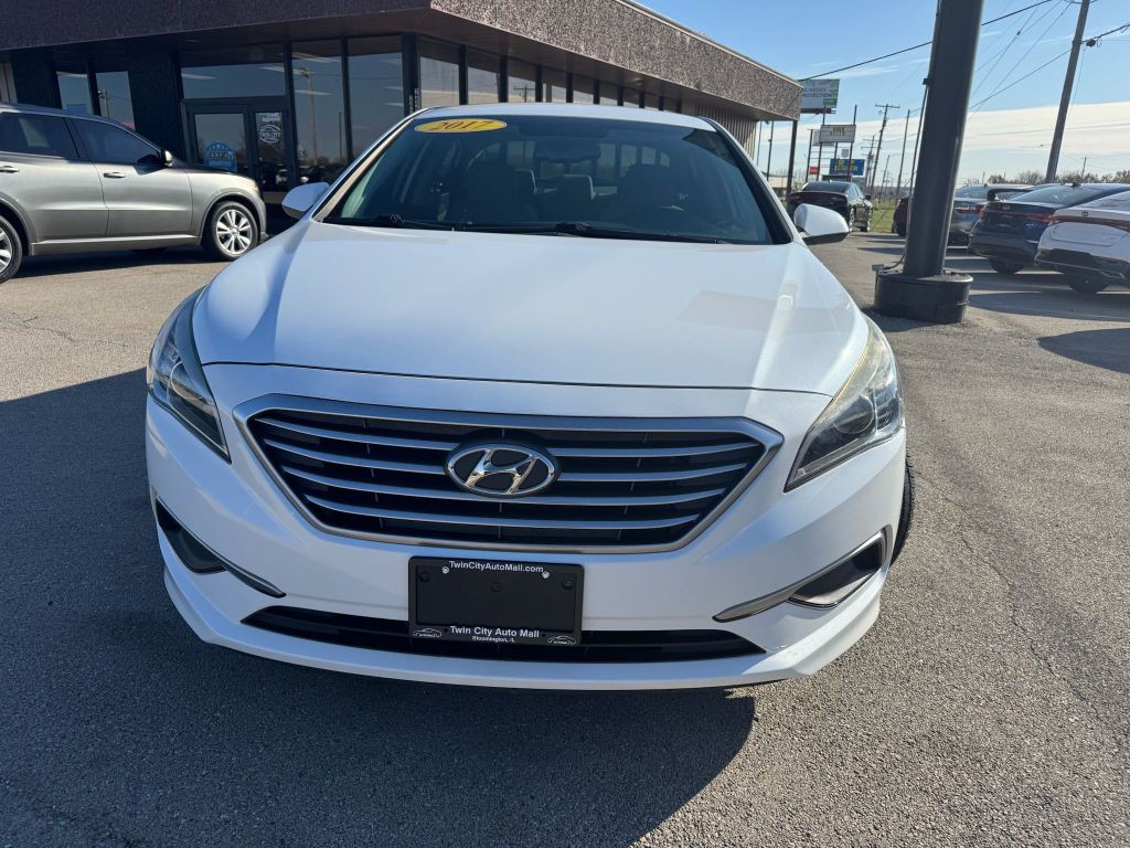 2017 Hyundai Sonata Image 2
