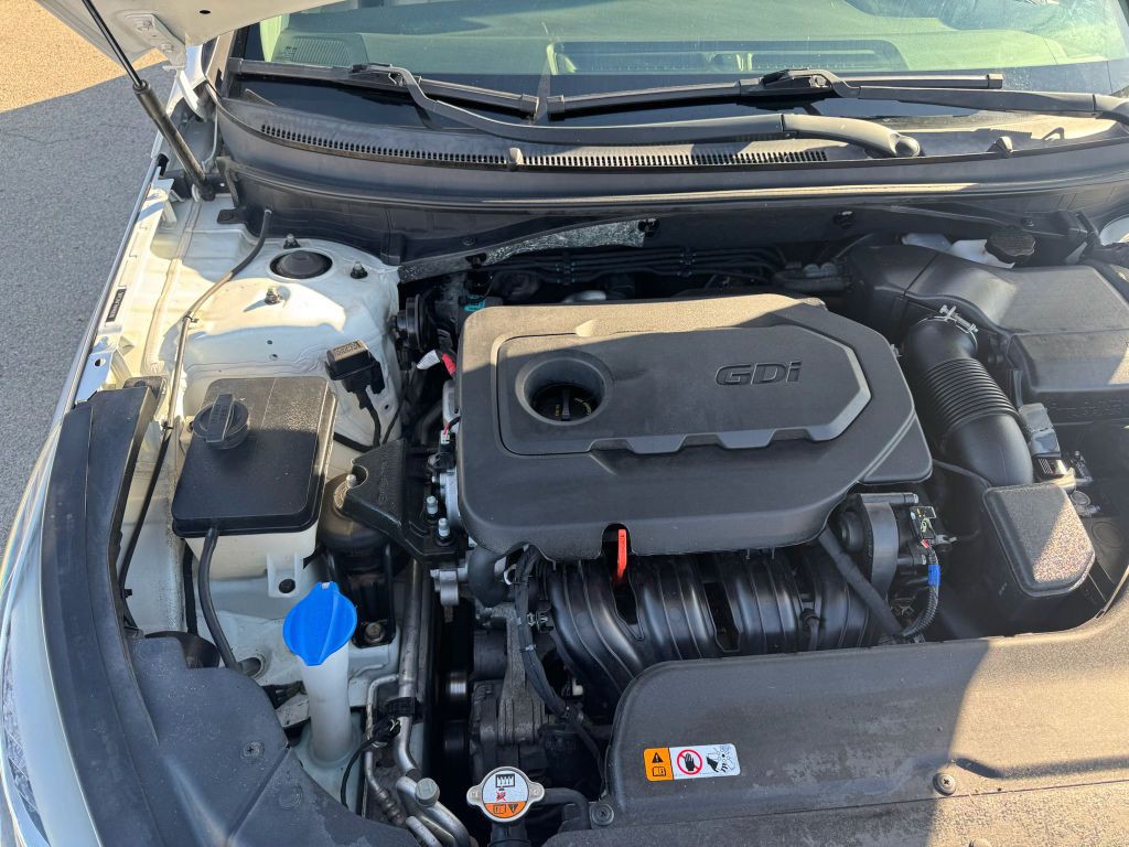 2017 Hyundai Sonata Image 9