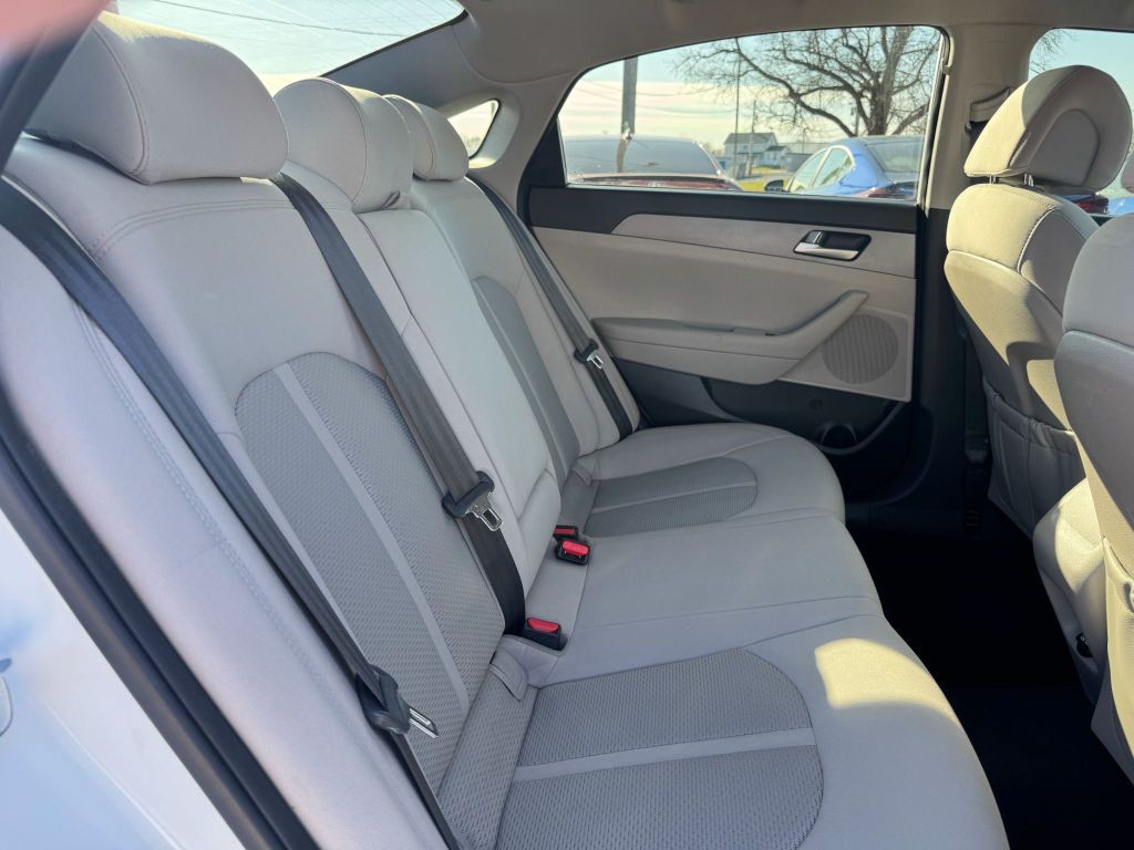 2017 Hyundai Sonata Image 11