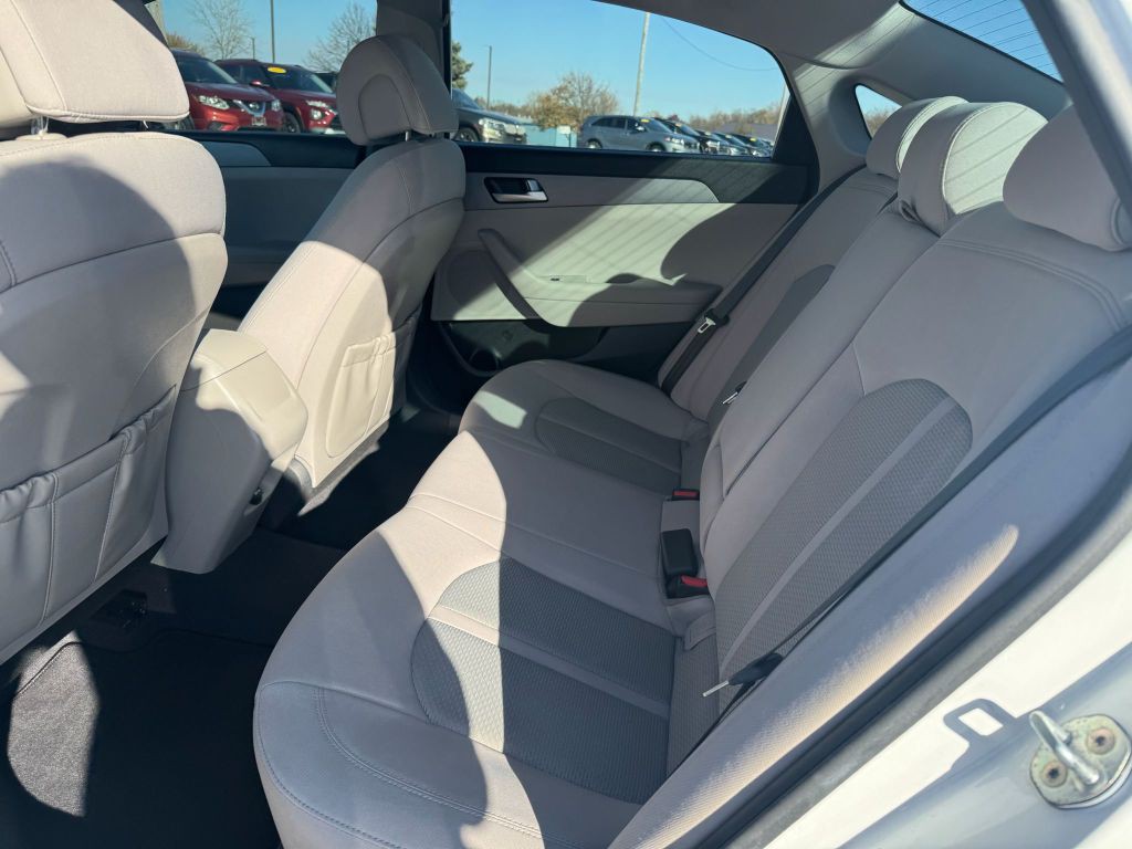 2017 Hyundai Sonata Image 26